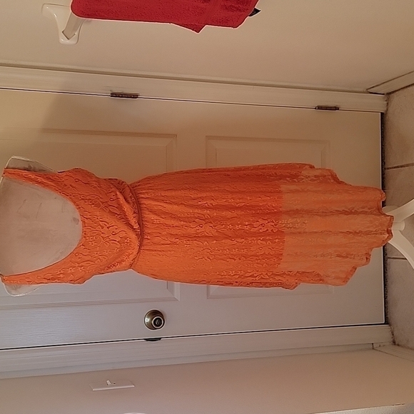 3 Heart Clothing Orange Lace Dress Size Jrs M - Picture 4 of 7